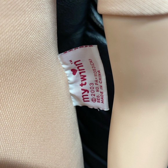 My Twinn Danielle Doll 23 Inch - Picture 6 of 12